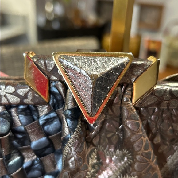 Sharif Gold/Blue/Silver Crossbody/Clutch Multi Textured 9”x 7” Clasp Lock EUC - Picture 8 of 8